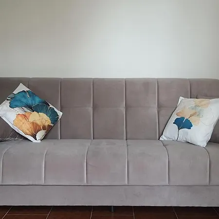 Marilena's Large Apartment *